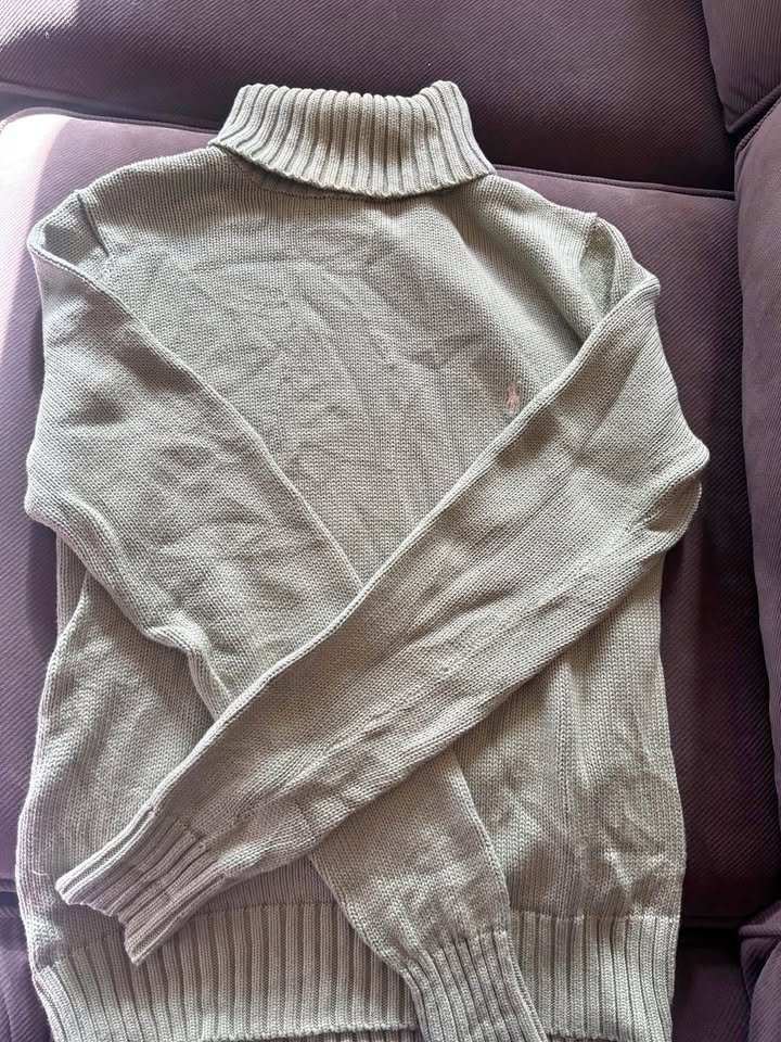 XL Wool sweater that I did the dirty in product image